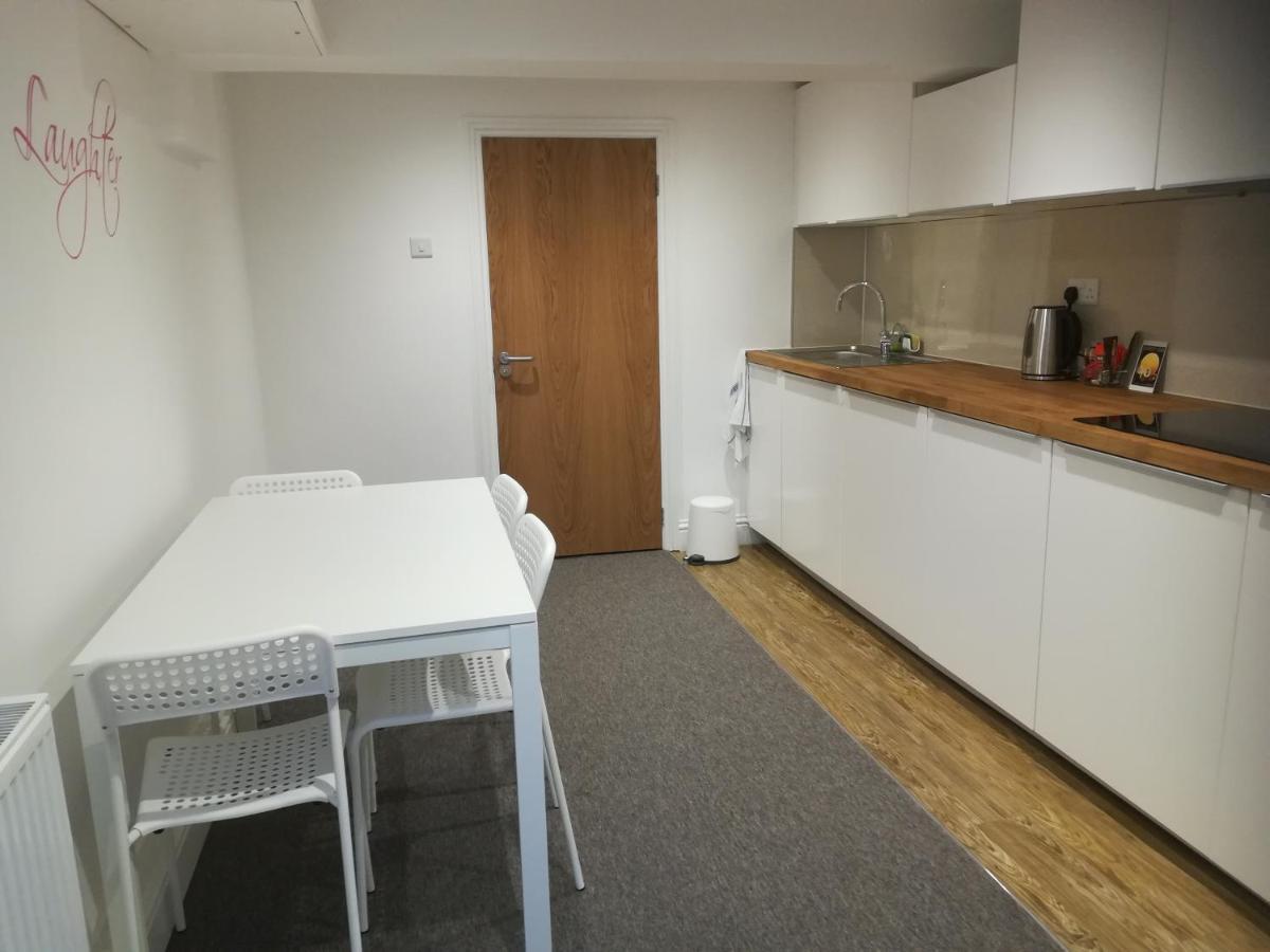 Mcmillan House Studio Apartments York Esterno foto